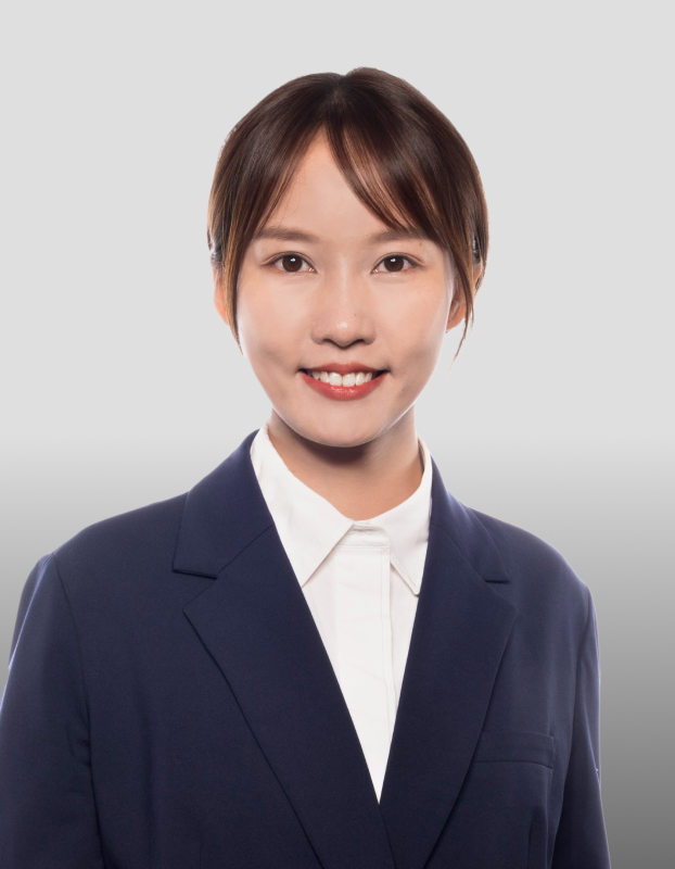 Kris A﻿hn our team Yvonne Liu